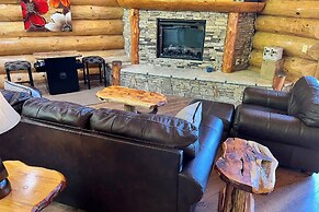 Elkmont Views Cabin by Heavenly Views Resort