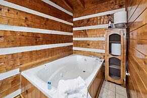 Together Always 1 Bedroom Cabin by Heavenly Views Resort