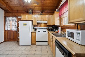 Together Always 1 Bedroom Cabin by Heavenly Views Resort