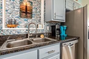 Sunset Point - 2249 Mallard St 3 Bedroom Home by RedAwning