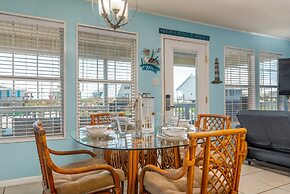 Sunset Point - 2249 Mallard St 3 Bedroom Home by RedAwning