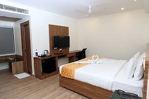 Hotel Sharda Residency