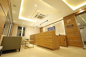 Hotel Sharda Residency