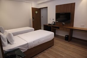Hotel Sharda Residency