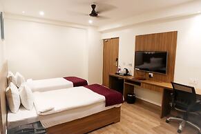 Hotel Sharda Residency