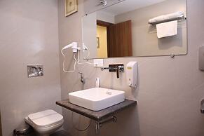 Hotel Sharda Residency