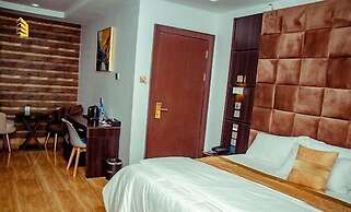 Elegant Suites by Golden Bide Jos