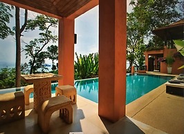 Baan Panwa Private Vacation Villae