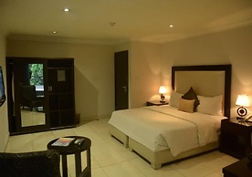 Novel Suites And Resort