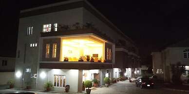 Novel Suites And Resort