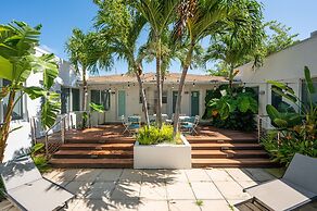 CASA DEL MAR HOLLYWOOD