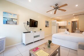 Casa Del Mar Beach Apartment