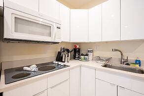 Casa Del Mar Beach Apartment