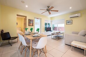 Casa Del Mar Beach Apartment