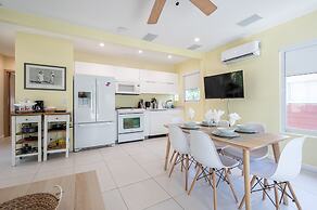 Casa Del Mar Beach Apartment