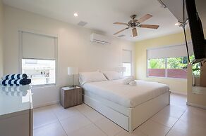 Casa Del Mar Beach Apartment