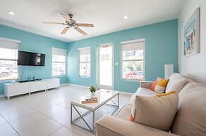 Casa Del Mar Beach Apartment