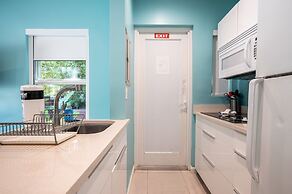 Casa Del Mar Beach Apartment