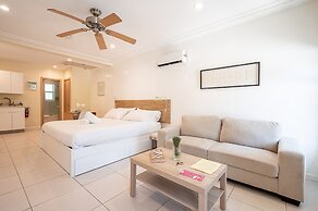 Casa Del Mar Beach Apartment