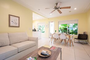 Casa Del Mar Beach Apartment