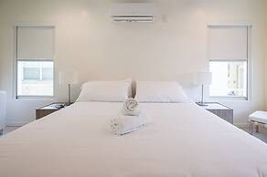 Casa Del Mar Beach Apartment