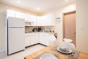 Casa Del Mar Beach Apartment