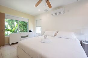 Casa Del Mar Beach Apartment