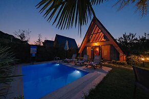 Teona Kartepe Bungalov