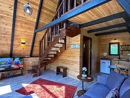 Teona Kartepe Bungalov