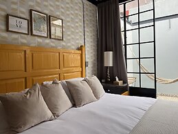 Hotel Puerta Roja Rome