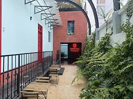 Hotel Puerta Roja Rome