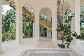 Anat Tantric Boutique Hotel