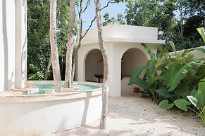 Anat Tantric Boutique Hotel