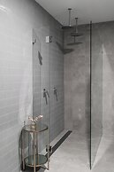 St Hugh Hotel Wagga Wagga