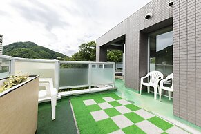 Few Days Condominium 205