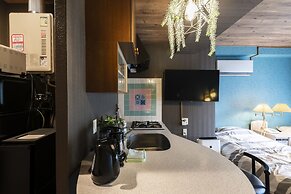 Few Days Condominium 205