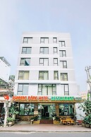 Phuong Dong Hotel