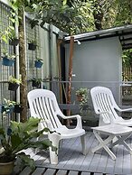 The Twin Studio Cottages