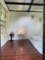 The Twin Studio Cottages