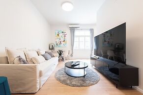 PORT CITY HAIFA- Authentic German Colony