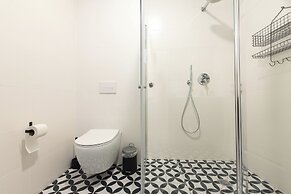 PORT CITY HAIFA- Authentic German Colony