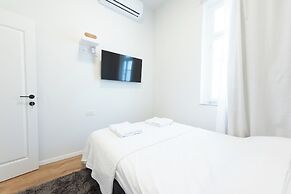 PORT CITY HAIFA- Authentic German Colony