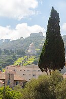 PORT CITY HAIFA- Authentic German Colony