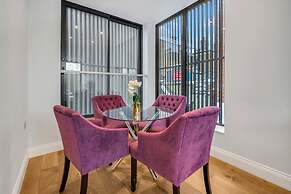 Three Bed Spacious Apartment in Dalston