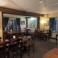 Royal Oak Country Inn and Restaurant