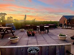 Royal Oak Country Inn and Restaurant