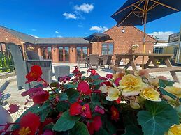 Royal Oak Country Inn and Restaurant