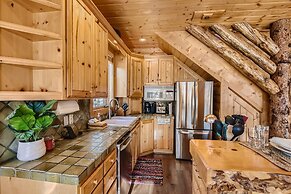 Chaparral Cabin Vibes At Deer Valley! 3 Bedroom Condo by RedAwning