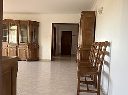 Poolside Apartment with 2 bedrooms, patio and BBQ