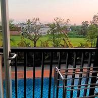 Student Castel By PEKOTEL